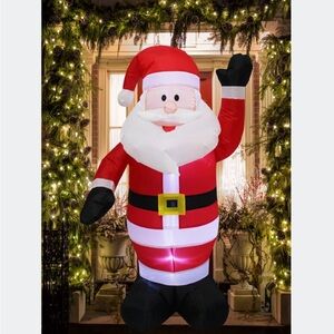 Christmas Inflatable Welcoming Santa Claus